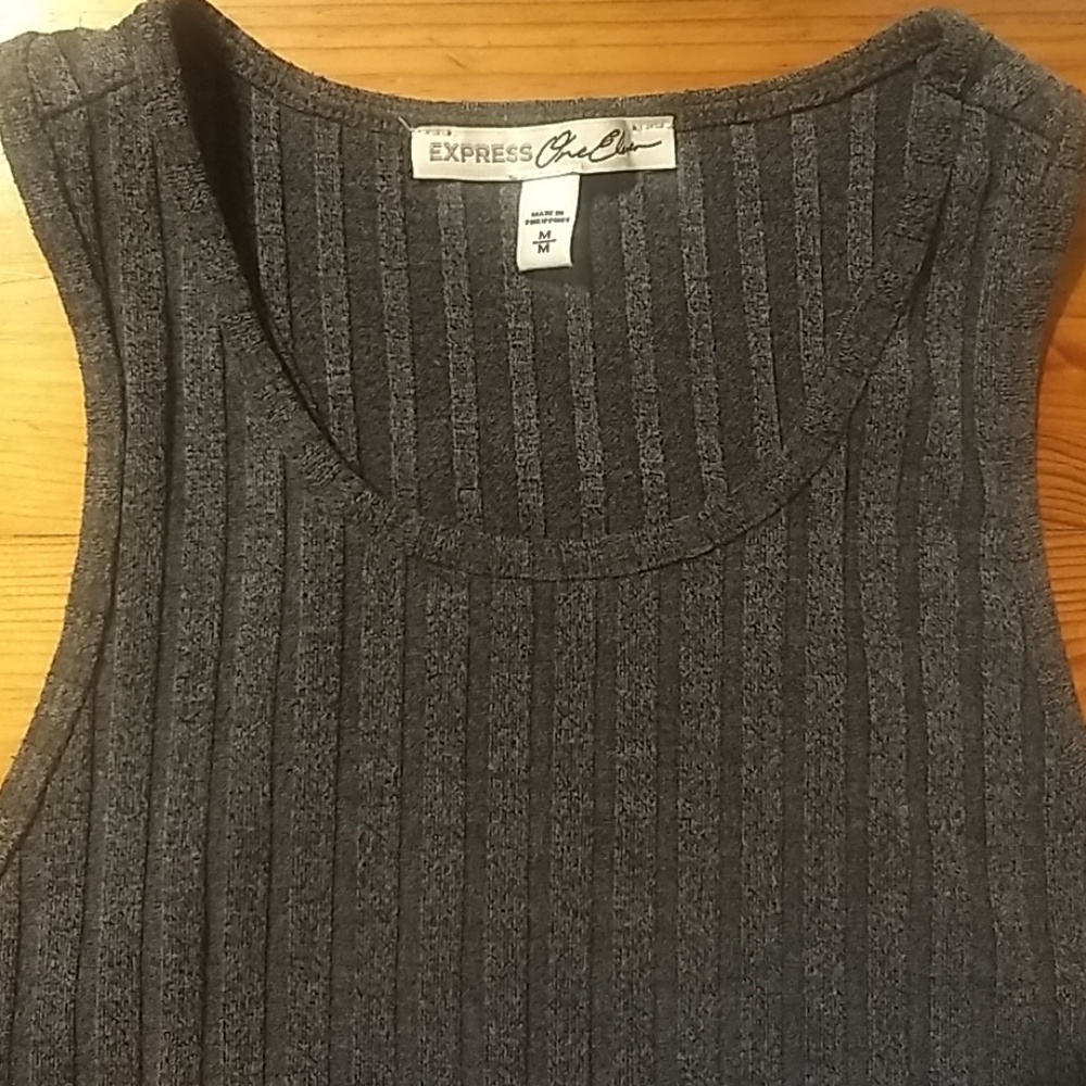 Express Ribbed Racerback Tank - M